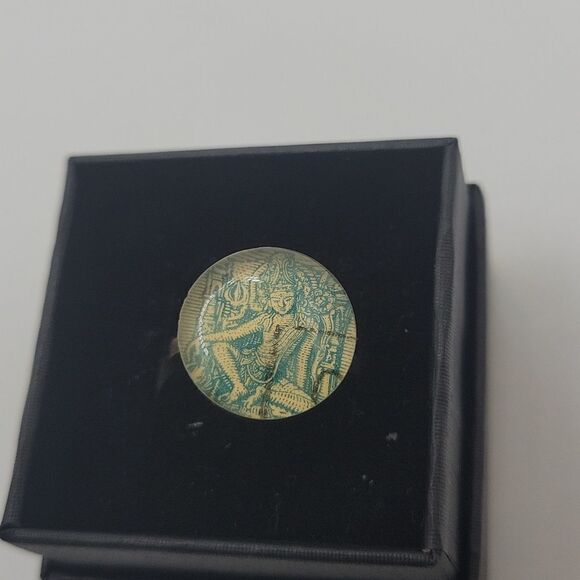 Artisan made green stamp ring silver. Size 5 - Picture 5 of 11